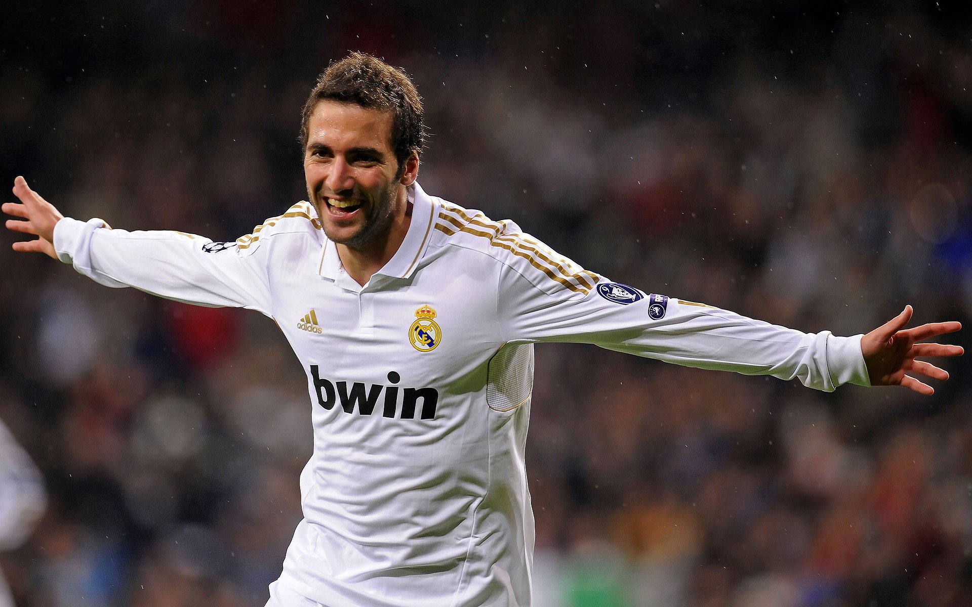 赛事后续：冠军的奖励与未来规划，比赛 冠军